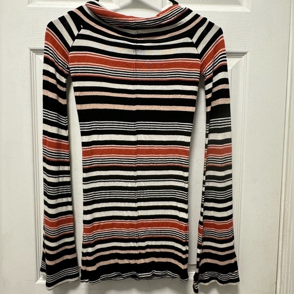 FREE PEOPLE Cowl-Neck off shoulder boho Pullover Top Black White‎ Brown Stripe - Picture 2 of 6